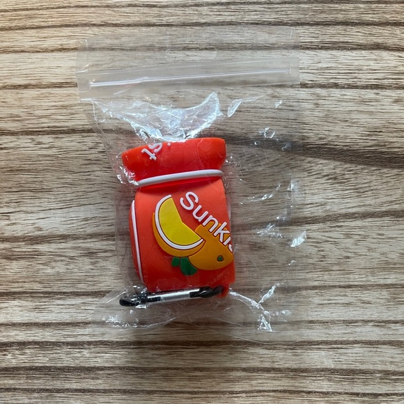 New Sunkist Drink Can Silicone Air Pod 1st & 2nd Gen Case - Picture 2 of 4